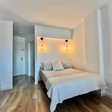 Acogedor Estudio 650 M De Playa 아파트 푸엔히롤라